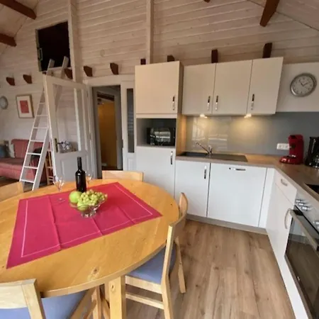 Апартаменты Apartments Lissendorf *